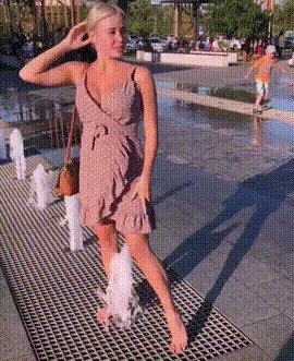 Не стой под фонтанчиком