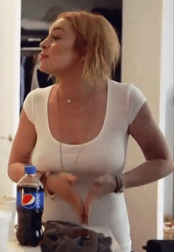 Lindsay Lohan restricted