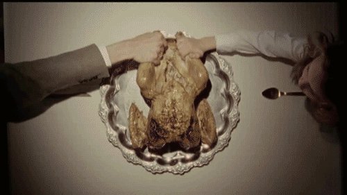 РАЗДВИГАЯ НОГИ