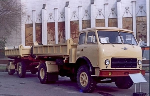 МАЗ-511А