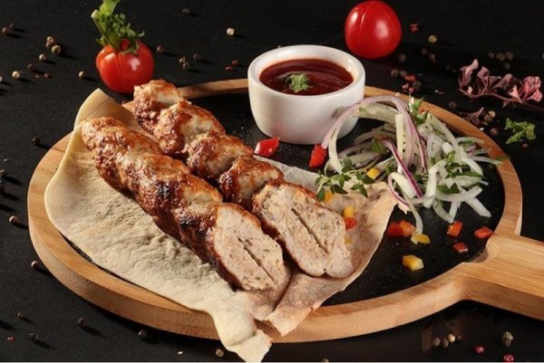 Люля-кебаб с грибами и рисом