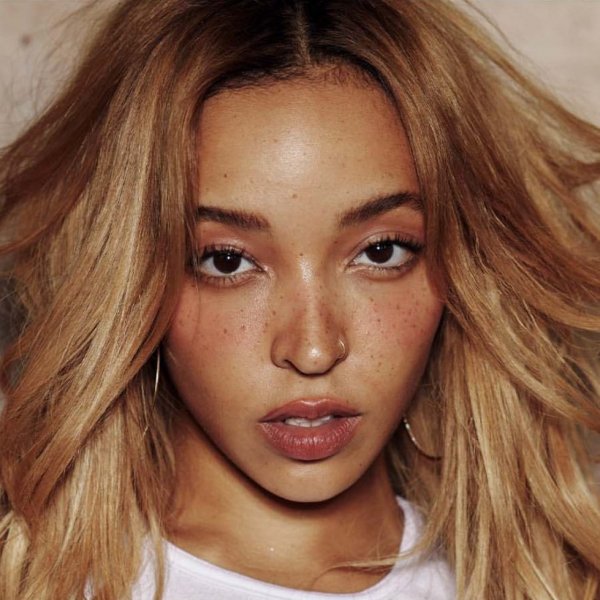 Tinashe - All Hands On Deck feat. Iggy Azalea  zaycev.net