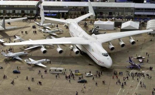 Ан-225 "Мрия"