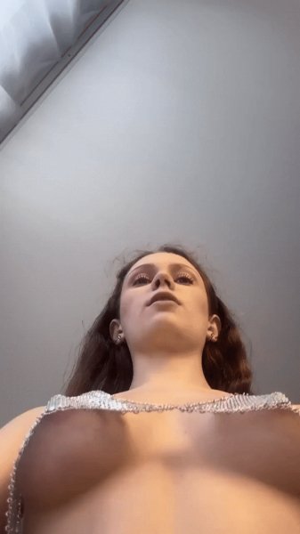 Эротика-сиськи-кольчуга-9354313