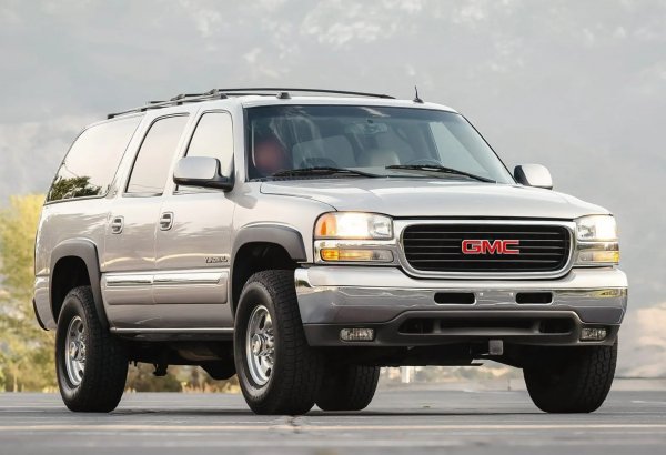 GMC YUKON XL2500 SLT 8.1L 4x4 (2004н.)