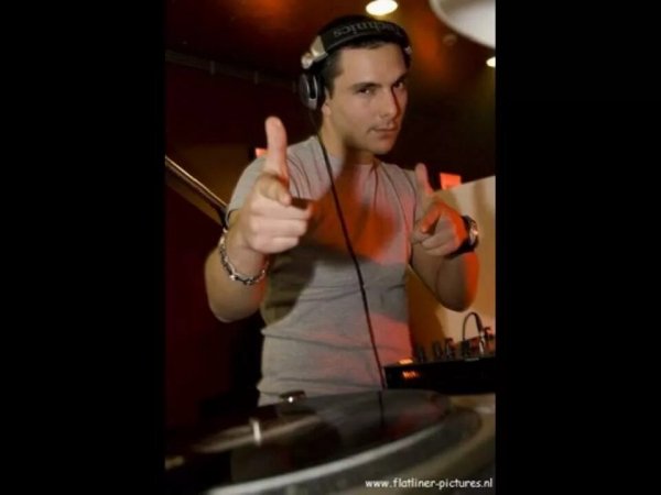 Dj DUX