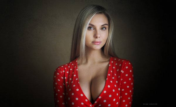 Девушка