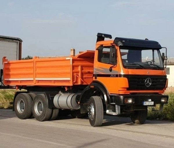 MERCEDES-BENZ 2635