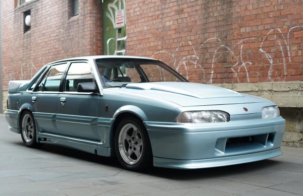 HSV COMMODORE VL SS GROUP A SEDAN (1988г.)