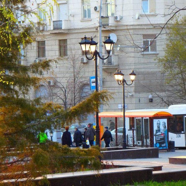 Сквер на центральной площади Ростова- Дону