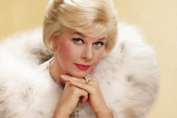 Doris Day - I'm Confessin' (That I Love You)