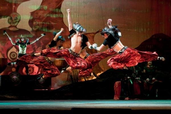 Prince Igor Act 2 - Polovtsian dance with chorus Fly on the wings of the wind