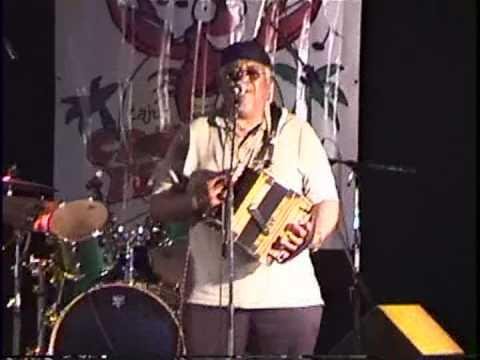 Roy Carrier &amp; The Night Rockers - My Baby Wants To Leave Me