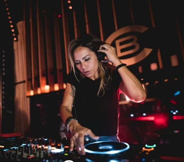 Deborah de Luca - Techno Mix Italy 2022