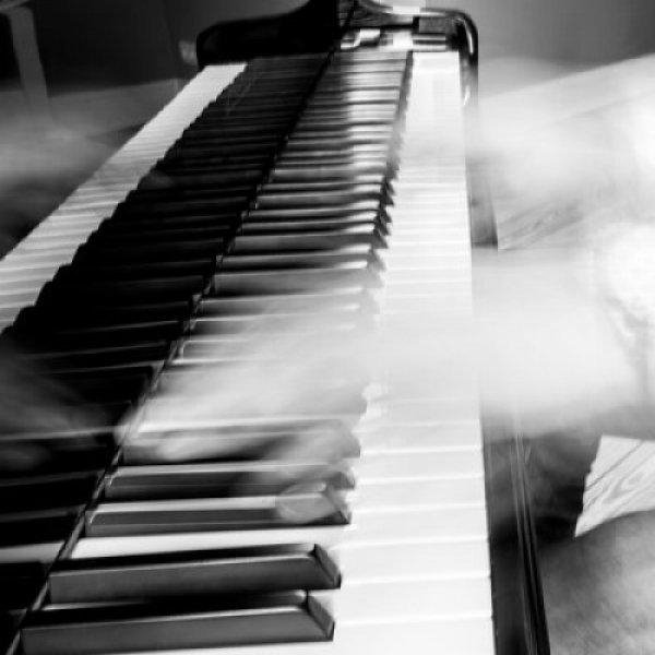 Ludovico Einaudi - Una Mattina (Alex Luciano Remix)