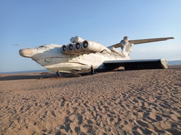 Ракетоносец на второй стадии продвижения до места установки