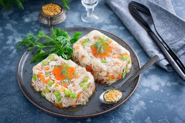 Заливное из куриных грудок