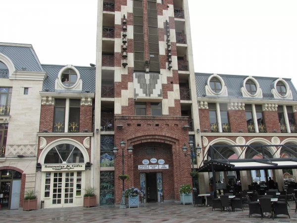 rNE