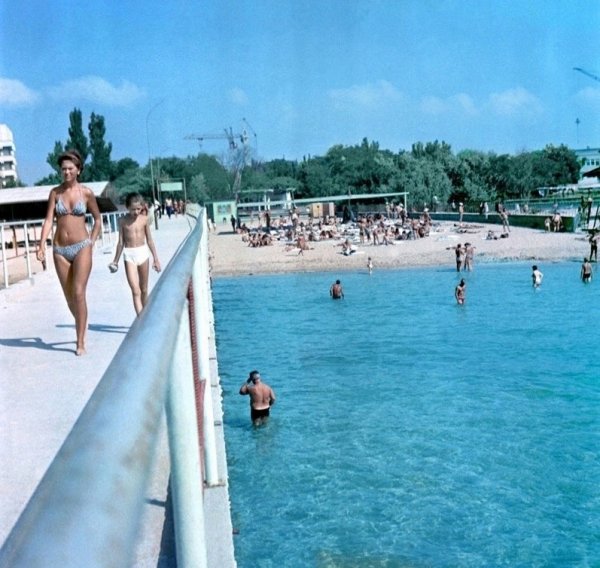 Крым. Евпатория. 1986 год, причал рядом с пляжем санатория
