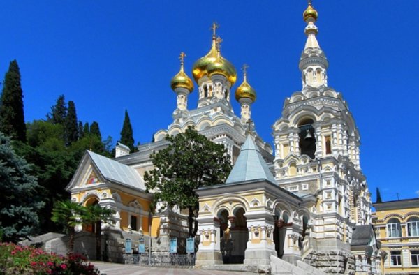 Ялта. Собор Александра Невского.