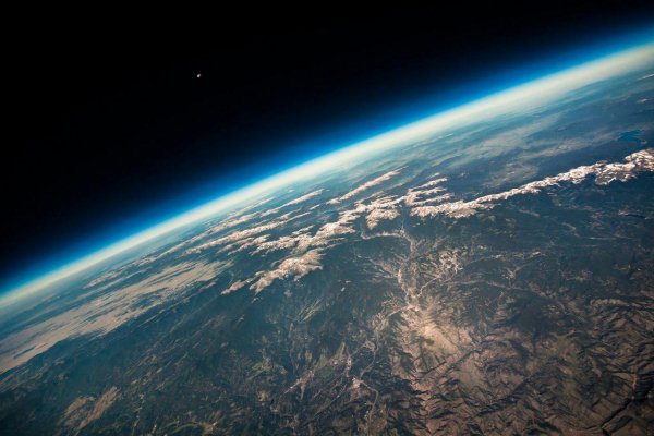 WorldDiscOrGlobe-RealPhoto