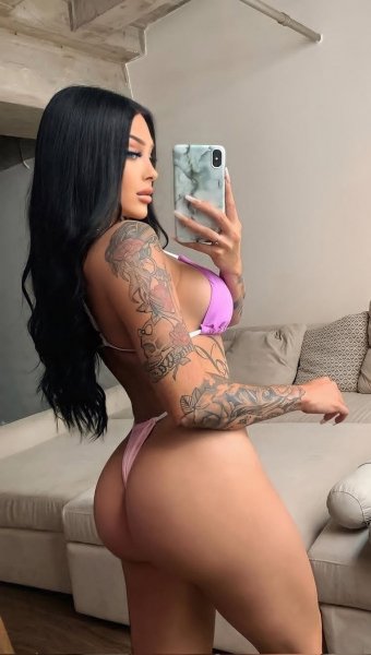 picture_387240111