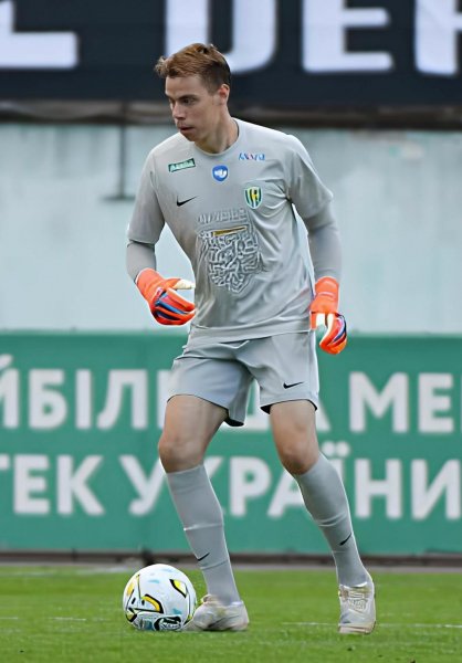 Денис Марченко