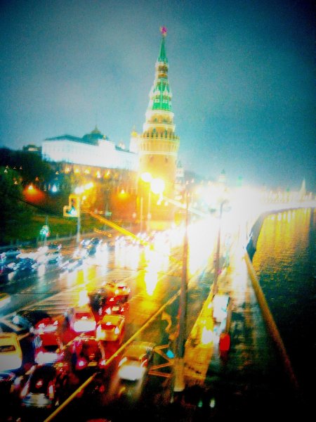 С моста на Софийскую набережную