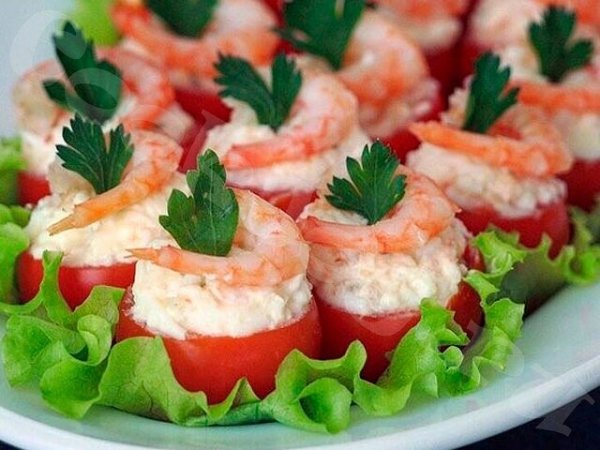 Фаршированные помидорчики с креветками