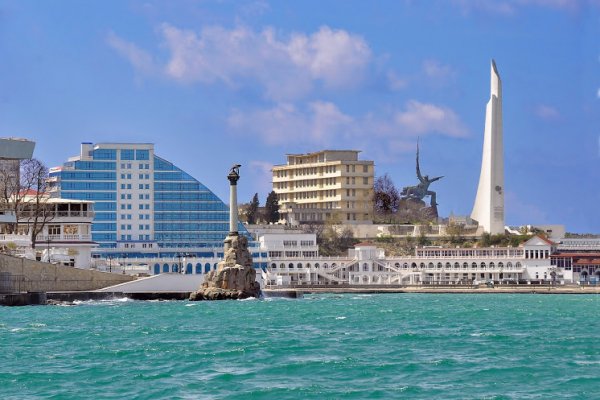 Крым. Севастополь. Вид на город с моря