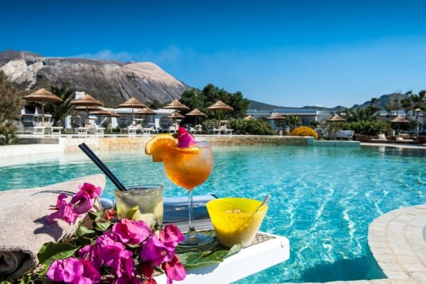 Therasia resort sea spa - Isola di Vulcano by