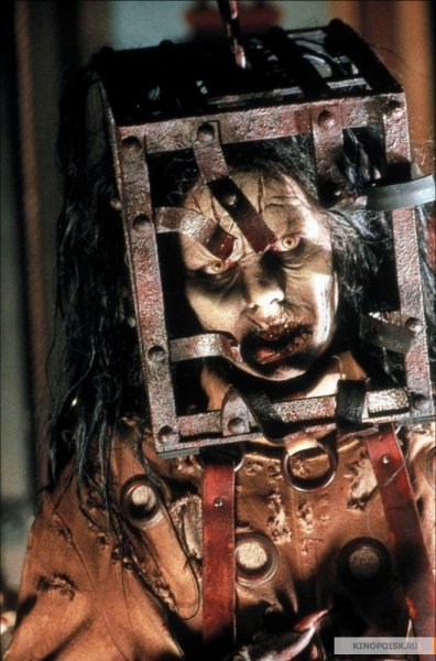 kinopoisk.ru-Thir13en-Ghosts-1989885