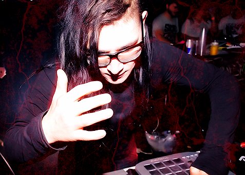 Skrillex - Reptile (zaycev.net)